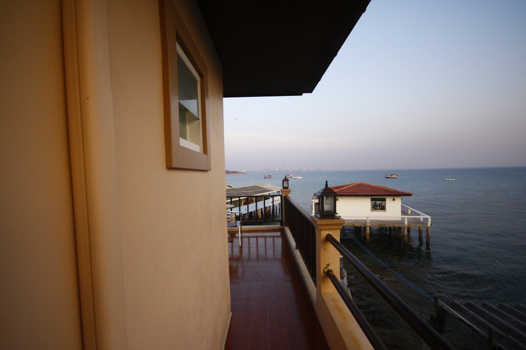 Koh Larn Sea Side Resort エクステリア 写真