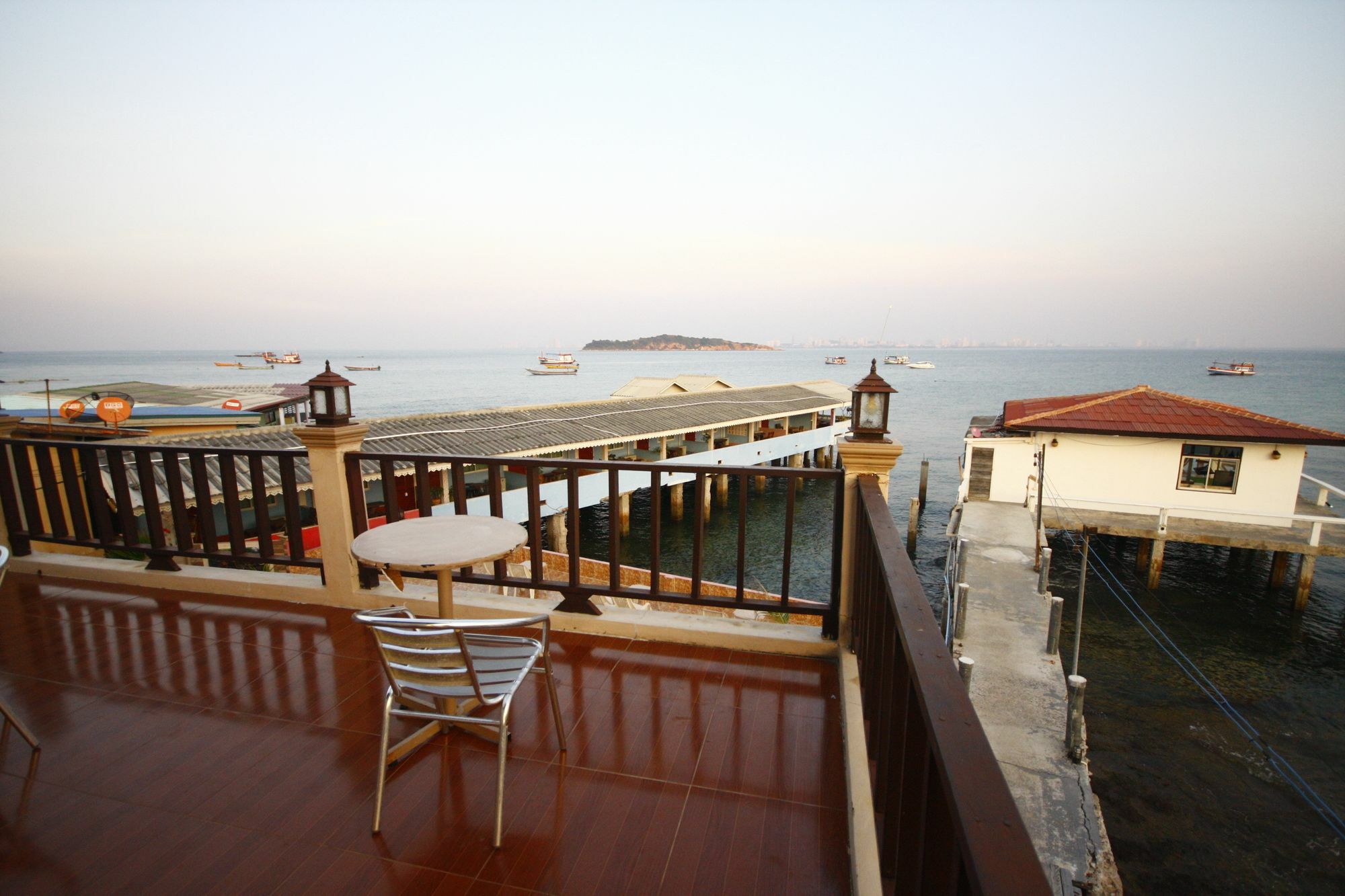 Koh Larn Sea Side Resort エクステリア 写真